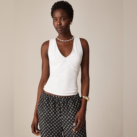 NWT J. Crew White Stretch Cotton-Blend V-Neck Top, Sizes S & M - Picture 1 of 12